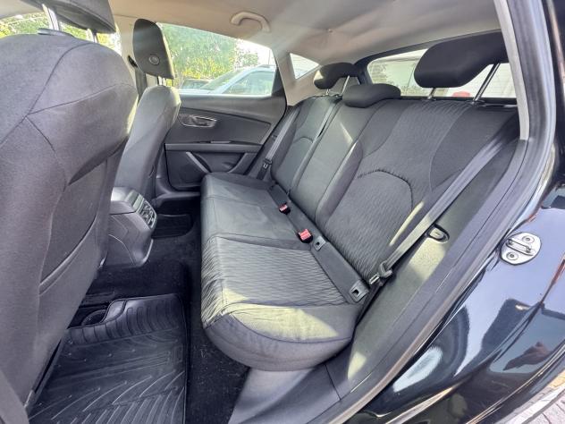 SEAT Leon 1.6 TDI CR 77kW Style - Foto 8