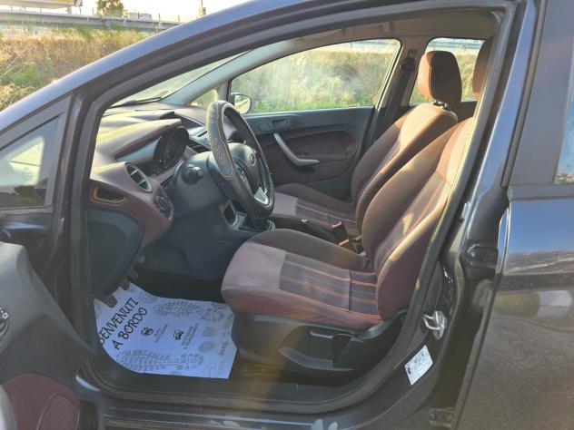 Ford Fiesta 1.4 TDCi 5p. Ghia - Foto 9