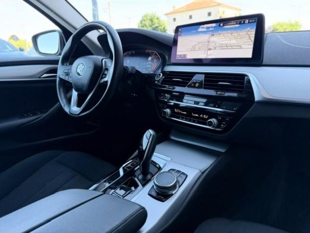 BMW 520 d 48V 190cv Touring Business rif. 23797936 - Foto 8