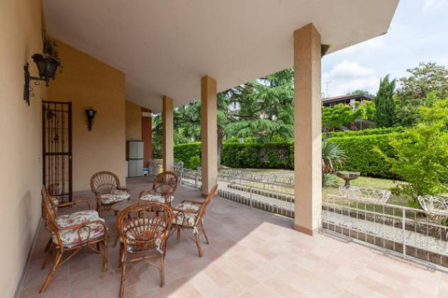 Villa di 400 m² con più di 5 locali e box auto doppio in vendita a Castiglione Torinese - Foto 6