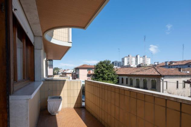 Appartamento di 155 m² con 5 locali e box auto in vendita a Venezia - Foto 7