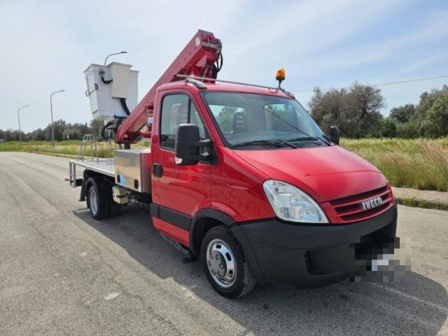 IVECO Daily 35C10 2.3Hpi PM-RG CESTELLO TELESCOPICO COMET rif. 24075370 - Foto 3