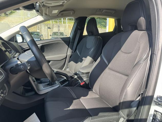 Volvo V40 D2 Business Plus - Foto 7