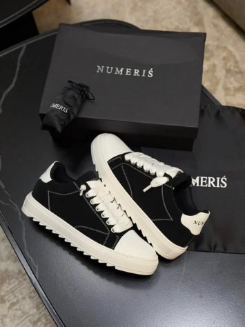 Sneakers Uniche e di Tendenza: Vendita al Dettaglio e in Lotto in Tutte le Tagli - Foto 2