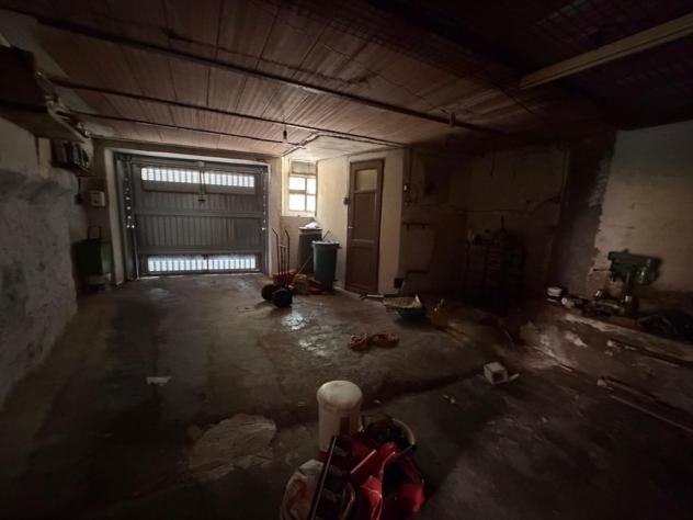 va185 - casa indipendente libera subito: 4 locali, servizi doppio box e picola area esterna recintata - Foto 16