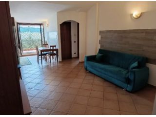 VALMONTONE BILOCALE ARREDATO CON BALCONE E POSTO AUTO PRIVATO