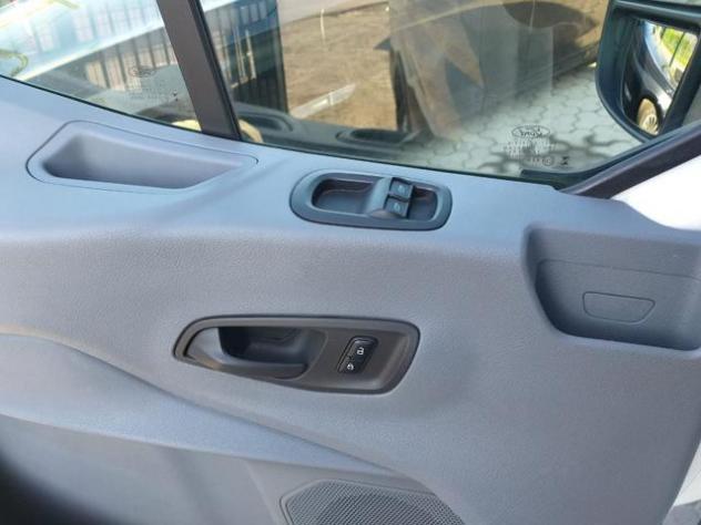FORD TRANSIT 330 2.2TDCi 125CV rif. 18908620 - Foto 10