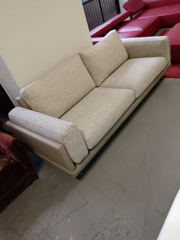 Divano beige 95x220 artigianale Nuovo - Foto 3
