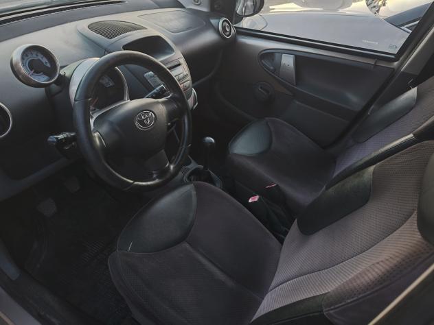 Toyota Aygo 1.0 12V VVT-i 5 porte Griffe - Foto 7