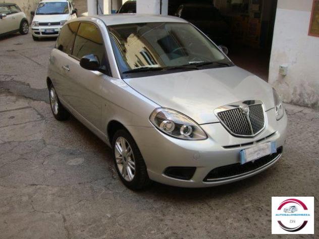 LANCIA - Ypsilon - 1.2 Platinum *km 25000*