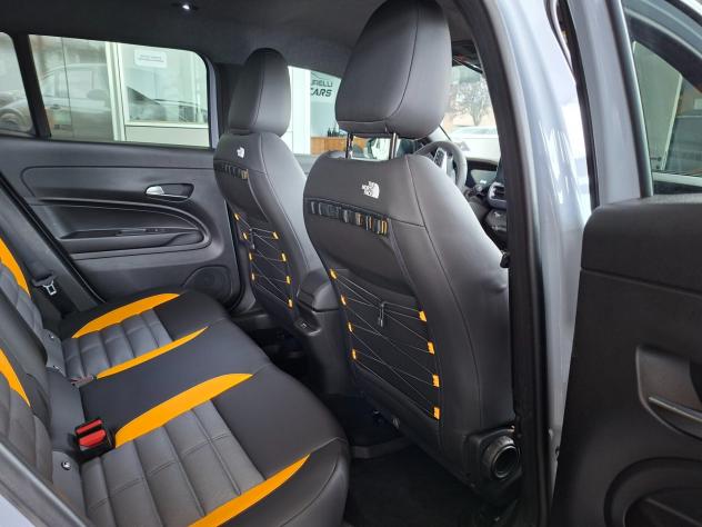 Jeep Avenger 1.2 Turbo 136 CV MHEV 4xe The North Face - Foto 10