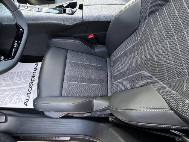 Peugeot 3008 Hybrid 145 GT e-DCS 6 #VisioPark360° #prontaconsegna - Foto 8