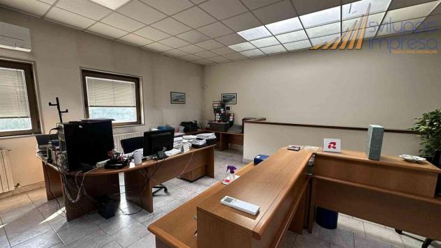 CAPANNONE CON CARROPONTE IN VENDITA A SOVICO - Foto 2