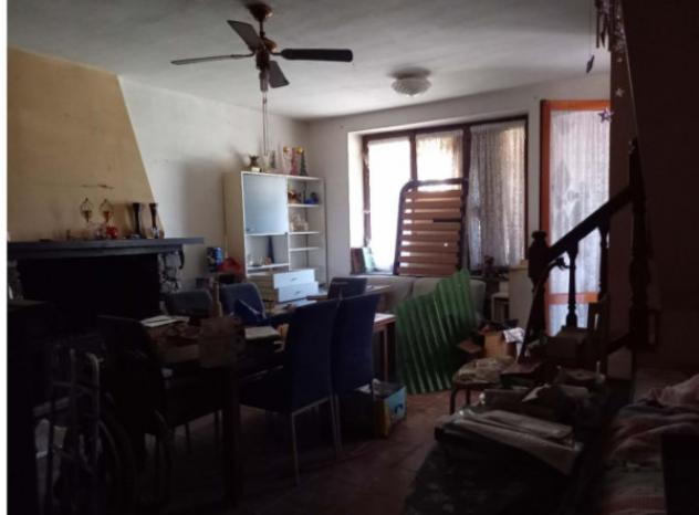 Immobile in asta di 120 m², box auto in vendita a Pieve Porto Morone - Foto 8