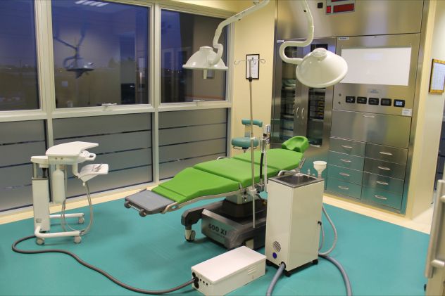AFFITTO SALA OPERATORIA.