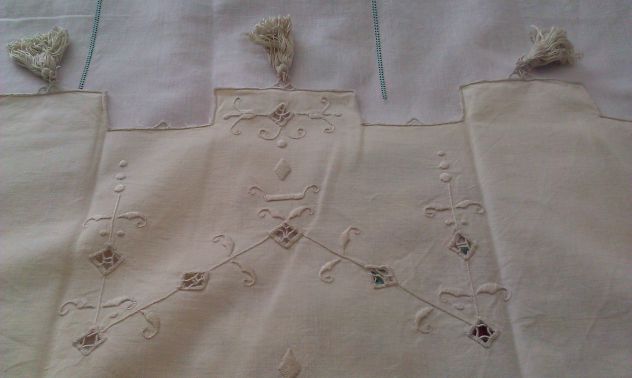 tenda ricamata a mano ecru - Foto 2