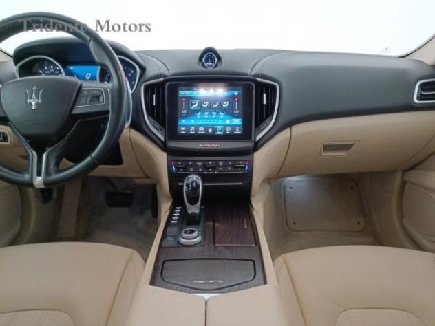 MASERATI Ghibli 3.0 V6 ds Granlusso 275cv auto my19 rif. 21108238 - Foto 9