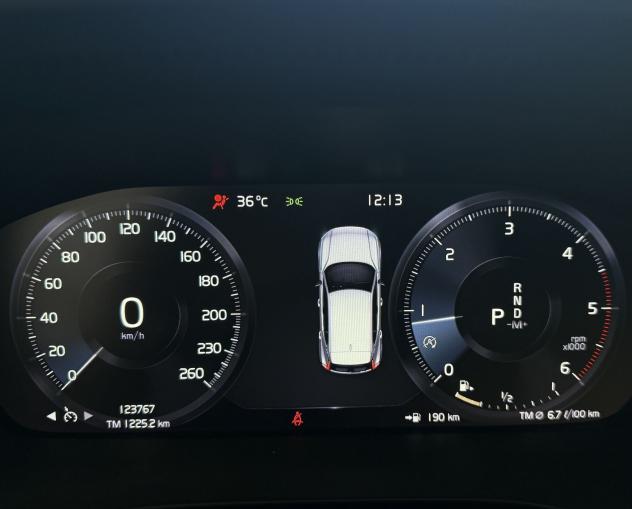 Volvo XC40 D3 Geartronic Momentum - Foto 4