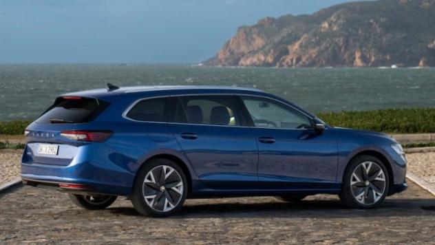 SKODA Superb 1.5 TSI PHEV DSG Wagon Style rif. 23255541 - Foto 7