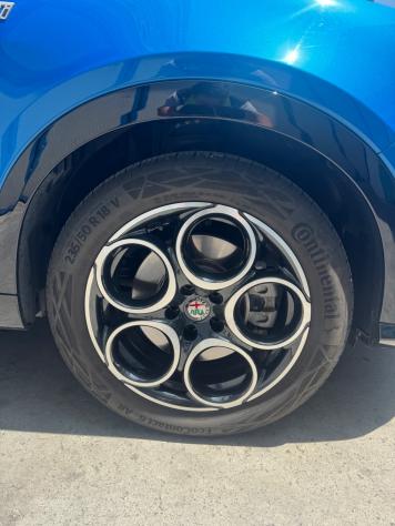 Alfa Romeo Tonale 1.5 160 CV MHEV TCT7 Ti - Foto 3