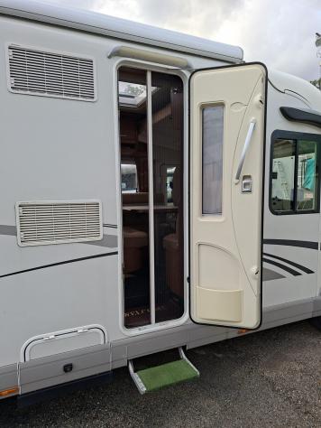 MOTORHOME CARTHAGO DUCATO BASCULANTE SEMIDINETTE GARAGE CLIMATIZZATORE FOTOVOLTAICO CAMPER CAMPEGGIO USATI GENERALI 1829 - Foto 5