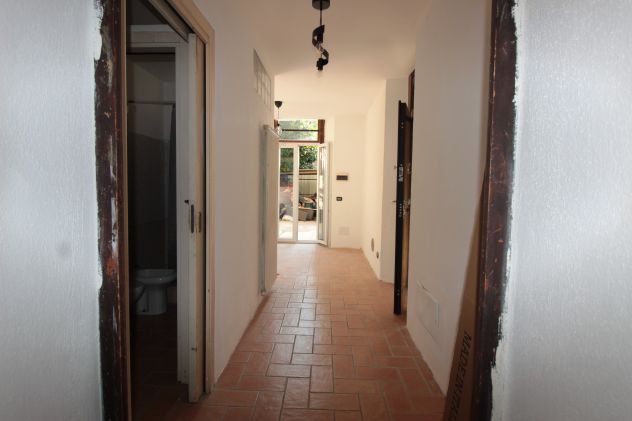 AICURZIO-2 locali senza spese - Foto 8