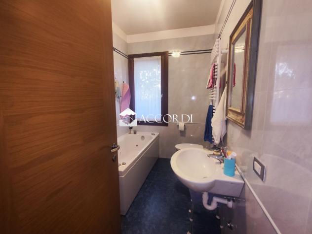APPARTAMENTO di 3 vani e di 97 mq (CONEGLIANO) rif. SM58 - Foto 2