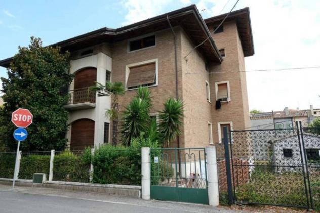 Immobile in asta di 244 m² con più di 5 locali in vendita a Fano - Foto 2