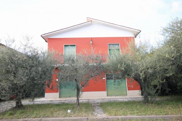 Villa in vendita a San Quirico di Moriano - Lucca 220 mq Rif: 949905 - Foto 2