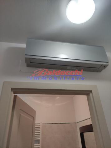 FANO CENTRO STORICO - ELEGANTE APPARTAMENTO CON 2 CAMERE MATRIMONIALI E DOPPIO GARAGE - Foto 19