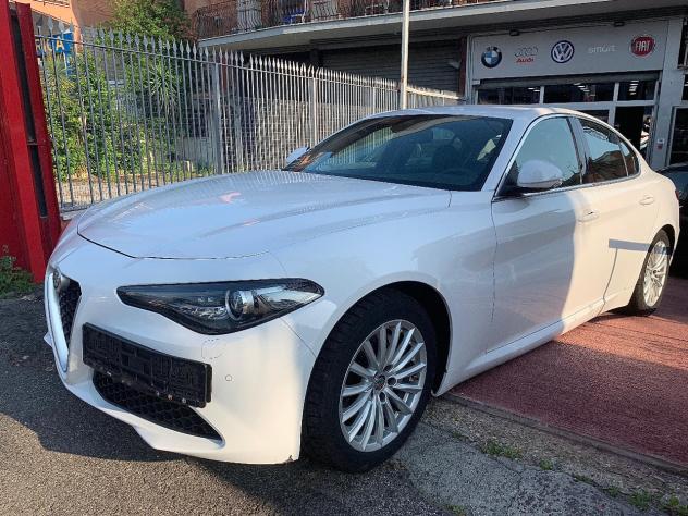 Alfa Romeo Giulia 2.2 Turbodiesel 150 CV VETTURA AZIENDALE