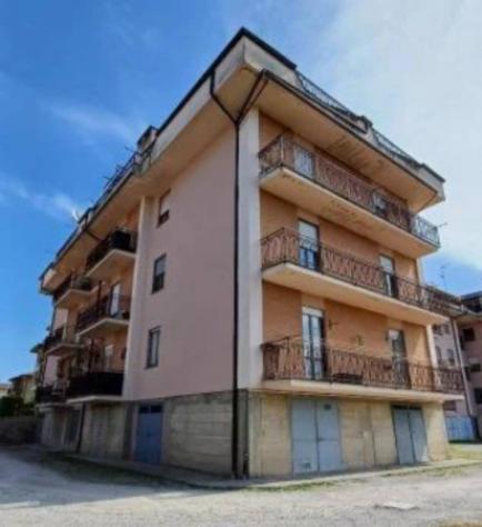 Immobile in asta di 142 m² con più di 5 locali e box auto in vendita a Fabro - Foto 3