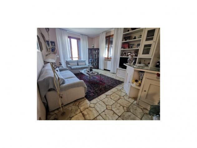 Appartamento in vendita a Sovigliana - Vinci 180 mq Rif: 1330861
