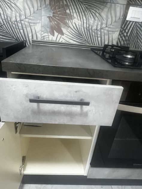 Cucina Monoblocco Effetto Cemento - Foto 5