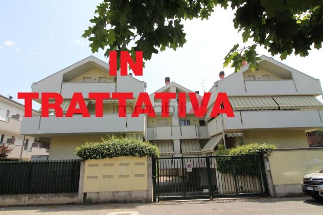 Carugate - In affitto Mansarda di 3 locali con box doppio - arredata - Foto 15