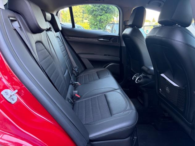 Alfa Romeo Stelvio 2.2 Turbodiesel 190 CV AT8 RWD Executive - Foto 6