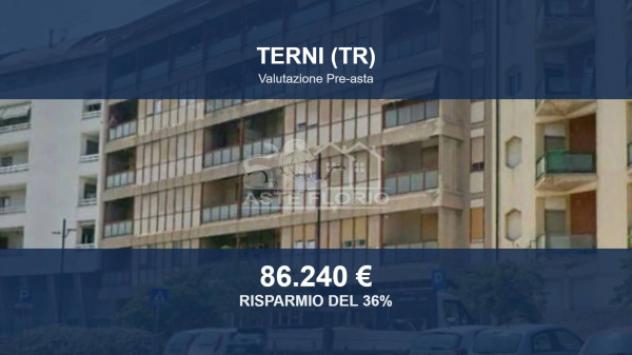 Immobile in asta di 112 m² con più di 5 locali in vendita a Terni