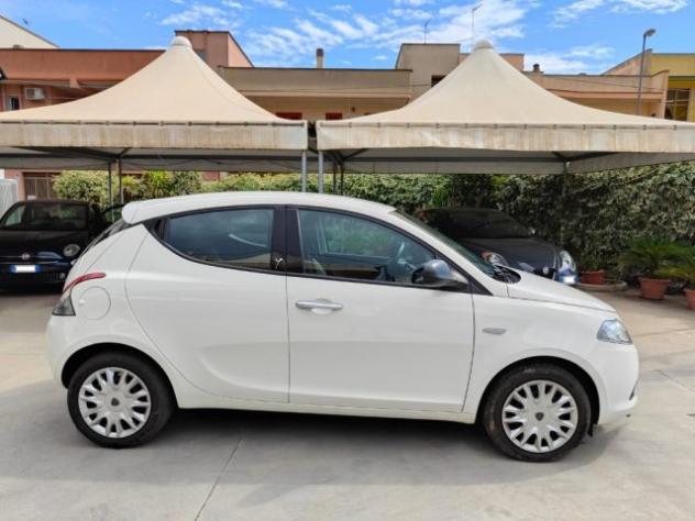 LANCIA Ypsilon 1.3 MJT 16V S&S 95cv 5 porte rif. 24063574 - Foto 3