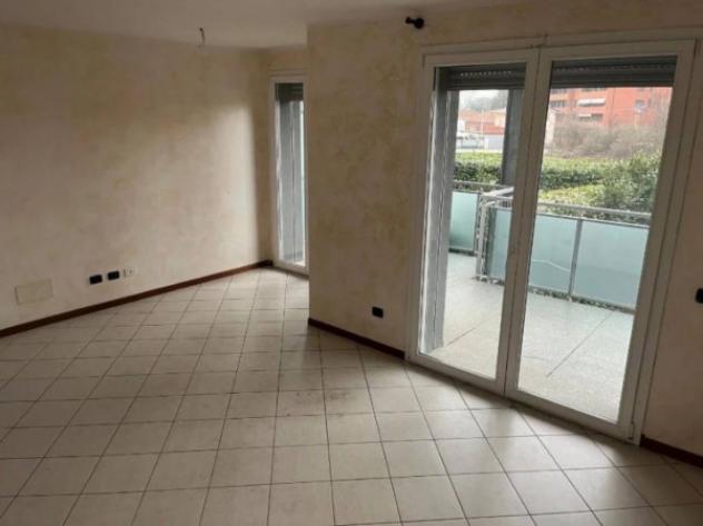 Immobile in asta di 121 m² con più di 5 locali e box auto in vendita a Castellanza - Foto 2