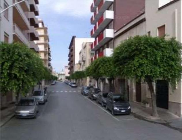 572 - In affitto a Marsala ufficio in centro