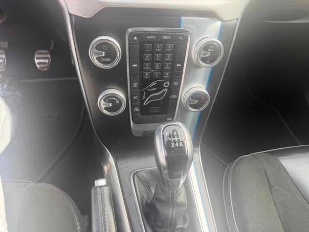 VOLVO V40 D4 R-design Momentum Stupenda Bellissima rif. 23916110 - Foto 4