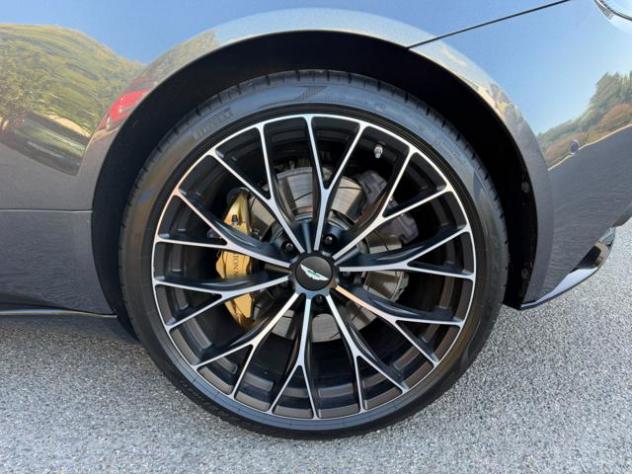ASTON MARTIN DB11 V8 Coupé rif. 24186232 - Foto 5