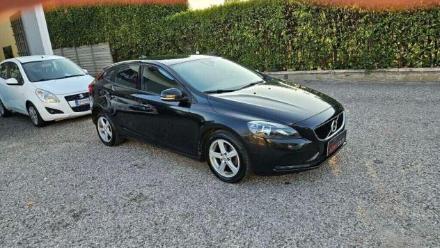 V40 D2 R-design berlina 2 volumi - Foto 2