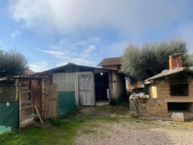 Immobile in asta di 280 m² con più di 5 locali e box auto in vendita a Castiglione del Lago - Foto 2