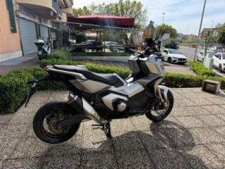 HONDA  X-ADV 750 TUTTO INCLUSO ANCHE PASSAGGIO! MINI RATE rif. 24230619