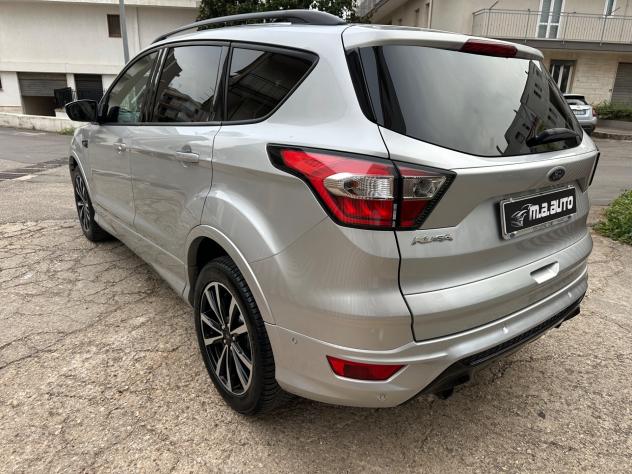 Ford Kuga 1.5 TDCI 120 CV S&S 2WD ST-LINE UNIIROP - Foto 7