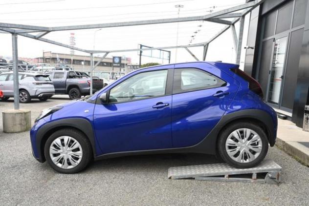 TOYOTA Aygo X 1.0 VVT-i 72 CV 5 porte Active rif. 23257453 - Foto 4