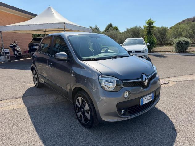 Renault Twingo 1.0 SCE BENZ 69CV S&S LOVELY 2016 - Foto 2