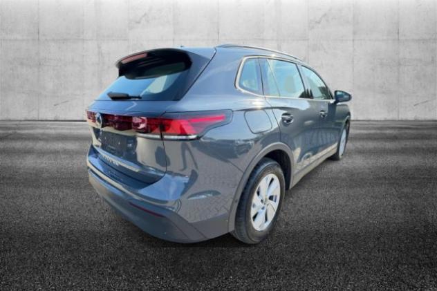 VOLKSWAGEN Tiguan 2.0 TDI 150 CV DSG Life rif. 24050037 - Foto 3