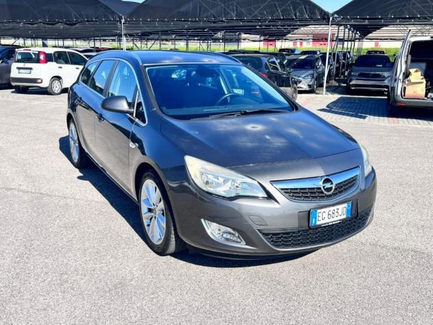 Opel Astra 1.7 CDTI 110CV Station Wagon Cosmo - Foto 2